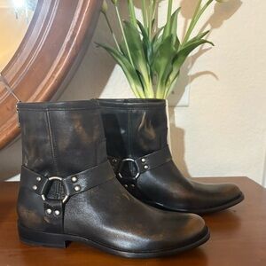 New Frye Dark Brown Ankle Boots In Box